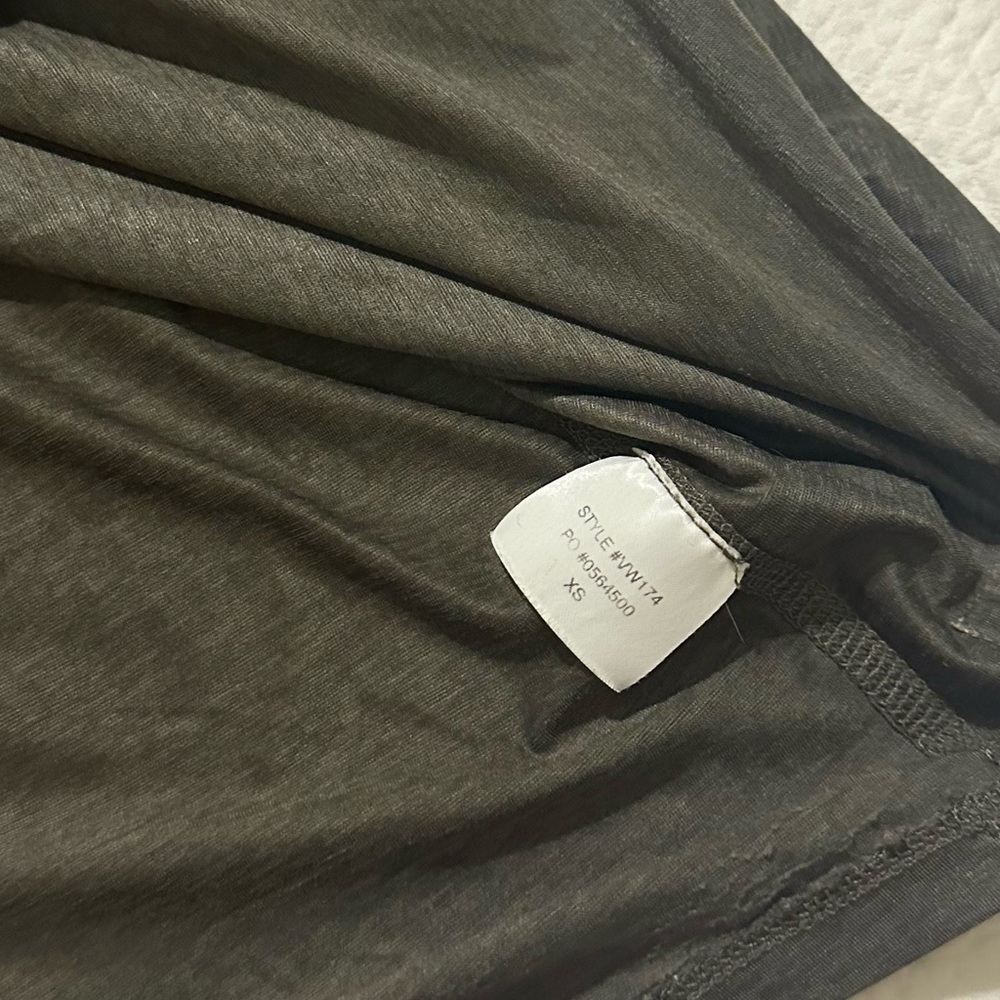 Vuori Women's Vuori Mod Tank Oregano XS - Picture 6 of 8